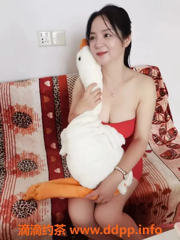 中山楼凤-东凤阳阳，36C身材，350p起步
