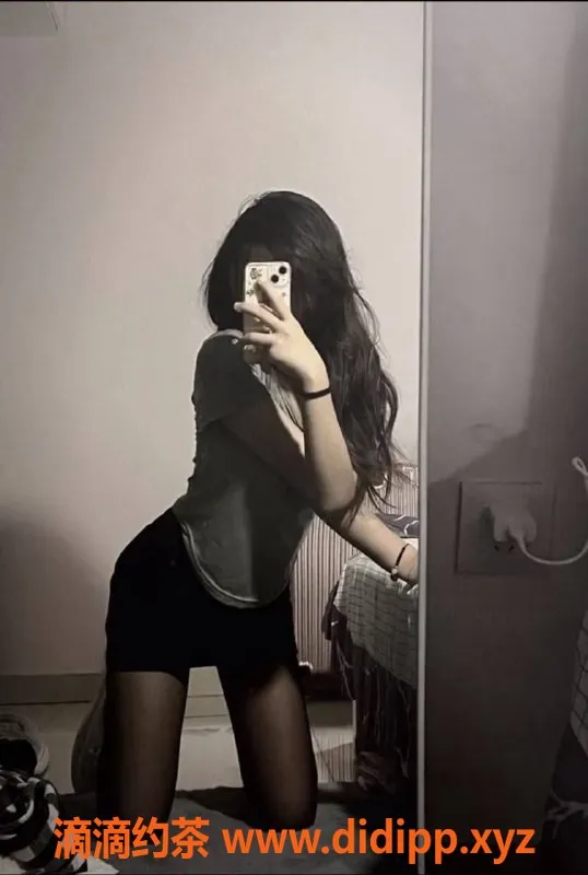 青岛楼凤-青岛小甜：温柔制服大🐻身高168，体重95