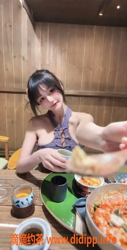 常州楼凤-常州金坛 21岁依依 高165 体重90 仅600P