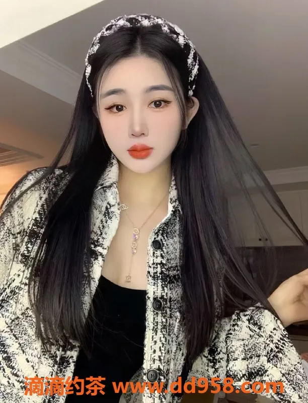 常州楼凤-武进栗子嫩妹陪浴，C罩杯，服务多样