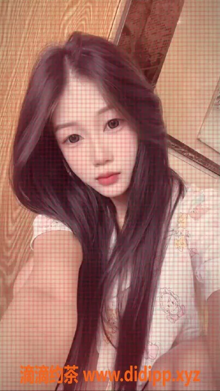 中山楼凤-中山小美，18岁火炬东区美女服务