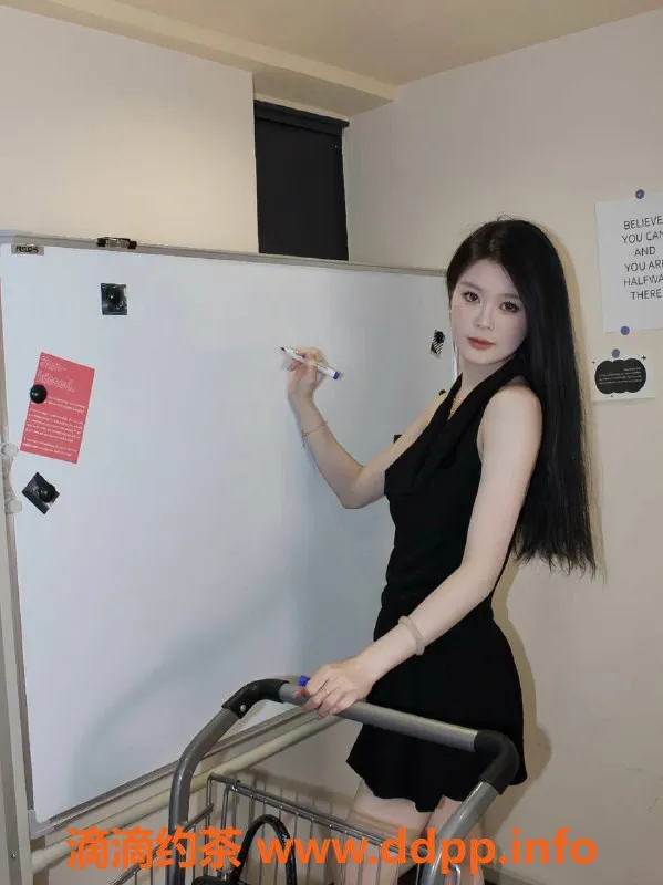 青岛楼凤-市北多多：168cm 50kg D+可多人互动