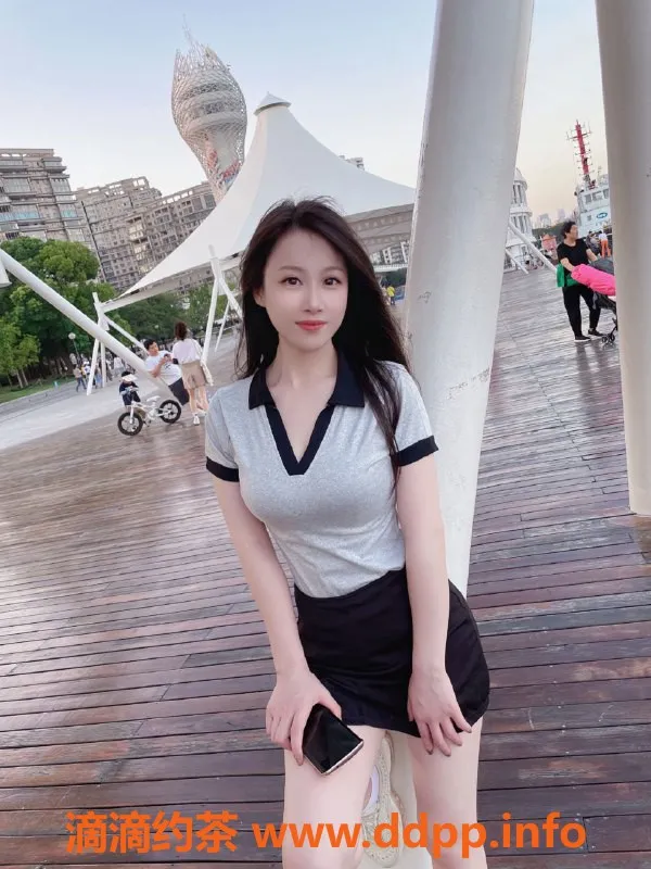 温州楼凤资源信息,瓯北朵儿，165大奶制服模特，超棒服务体验