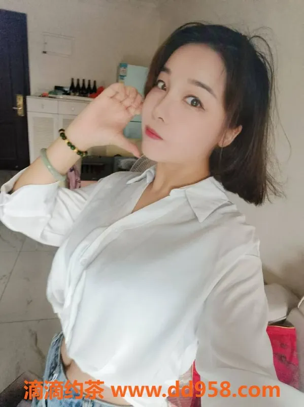 中山楼凤资源信息,东凤小艾 25岁 36C胸器 课程价格400p800pp
