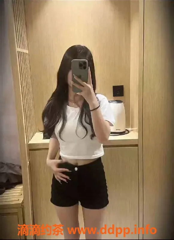 常州楼凤资源信息,新北嫩妹小岚岚，163身高，95体重，700元起