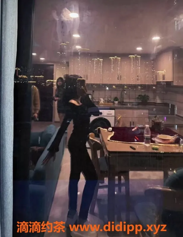 南通楼凤资源信息,南通萝卜，18岁160cm，性价比高的享受