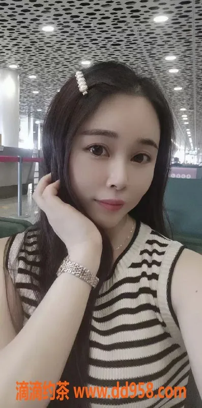 惠州楼凤-惠城萌萌，B罩杯，超值课时450元/50分钟