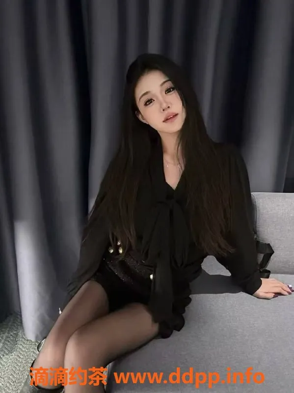 青岛楼凤-青岛玖儿，6张起，反差黑丝轻度SM服务