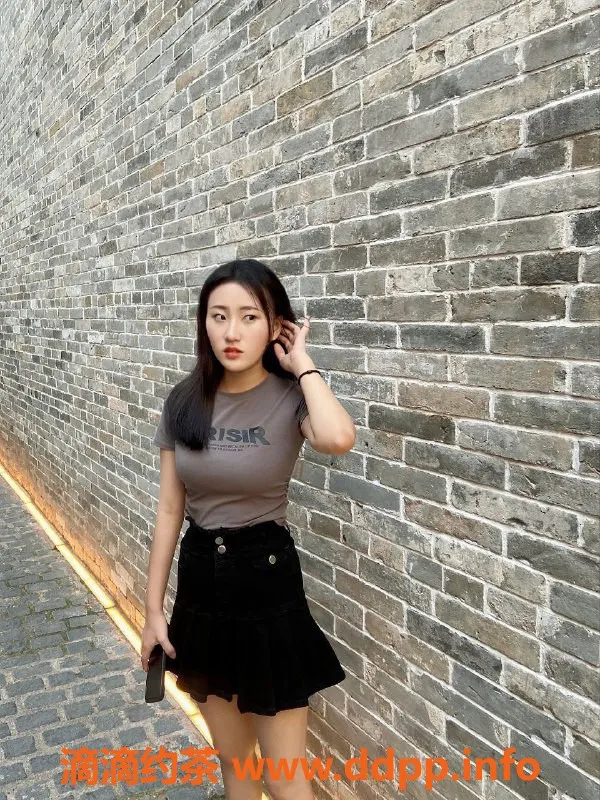 深圳楼凤-罗湖小芸，胸推69，服务超赞，价格700p起