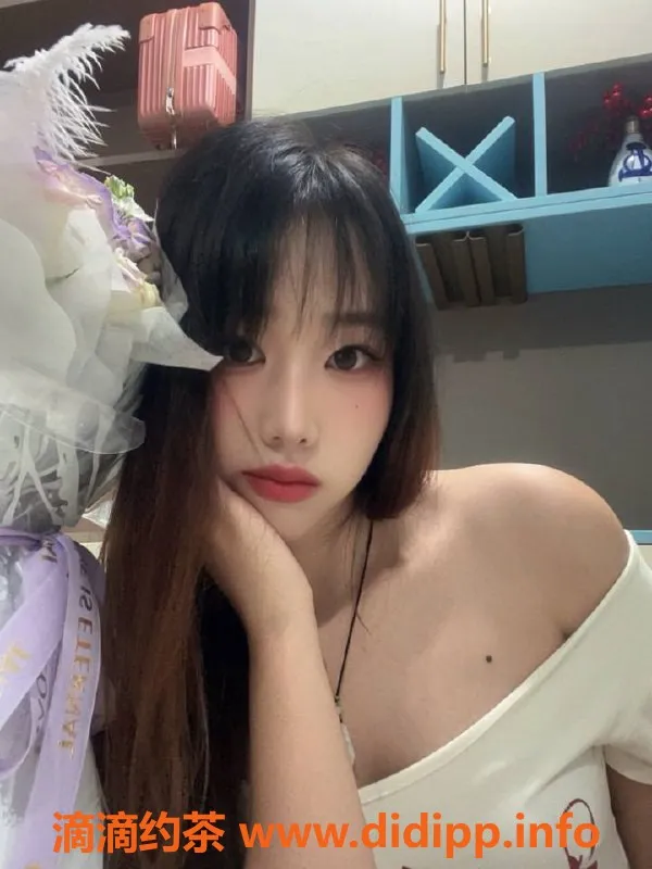 湛江楼凤-芯芯，甜美氛围，身高165，年龄24，服务多样