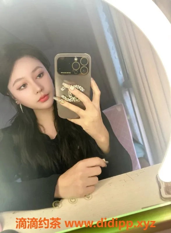 常州楼凤-武进区COCO，162cm/49kg/36C，700元服务