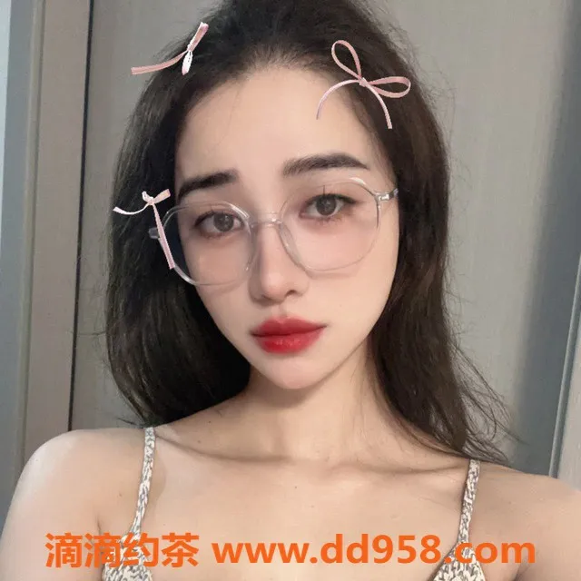 惠州楼凤资源信息,仲恺嘤嘤，159斤80，性感C罩杯，400元服务！