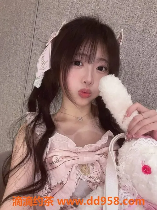 常州楼凤-常州昭昭，20岁160身高，600P/1200PP服务