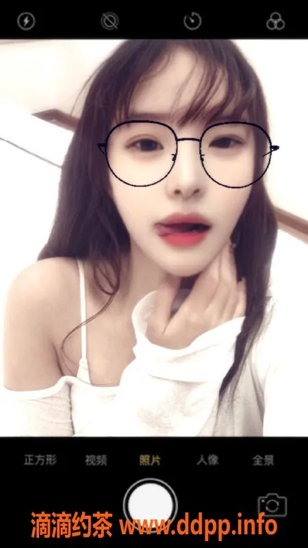 中山楼凤-中山GG，19岁C罩杯，700/P等你来体验