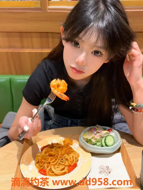 无锡楼凤-无锡果冻，163身高B杯，专享服务