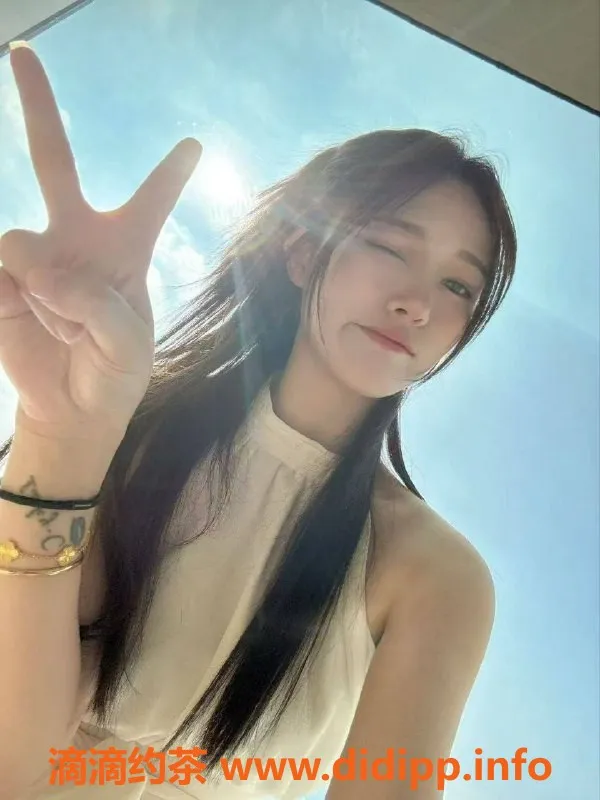 温州楼凤-温州辣布布，身高166、体重98，情趣制服诱惑