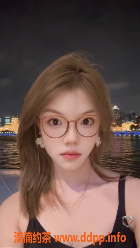 温州楼凤-鹿城婷婷，162cm 45kg嫩妹，700元40分钟