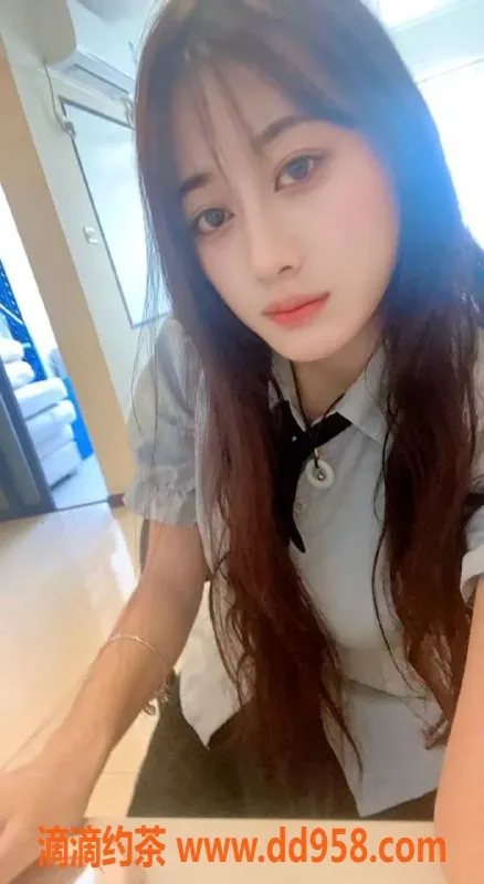 惠州楼凤-江北依依，600元课室服务等你体验