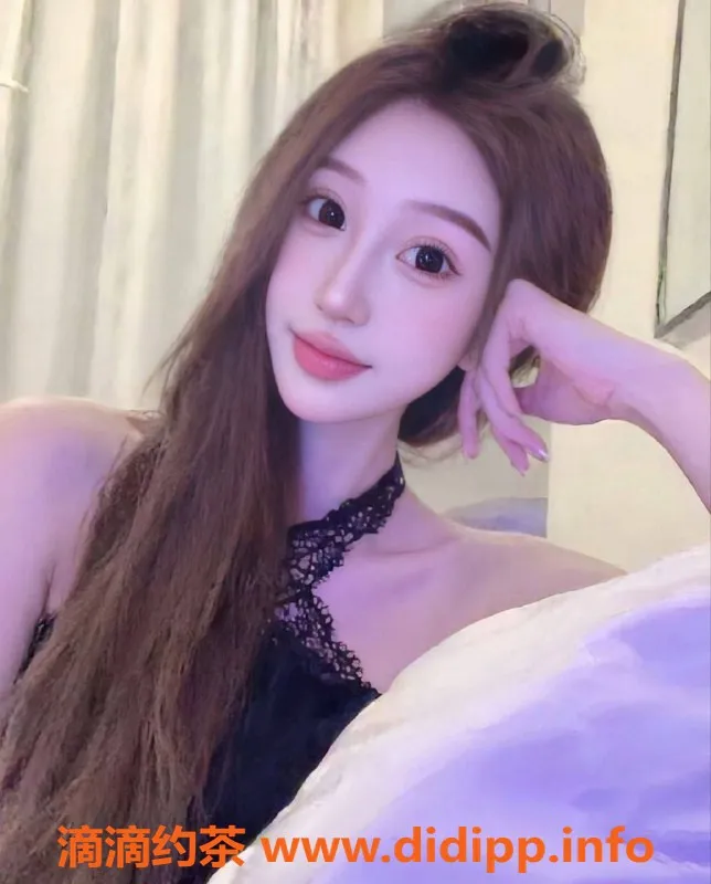 南京楼凤-江宁区哈哈，165身高95重，19岁，800起服务！