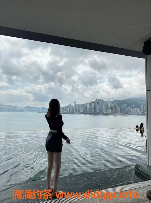 常州楼凤-常州小羊19岁，身高165，课费600P