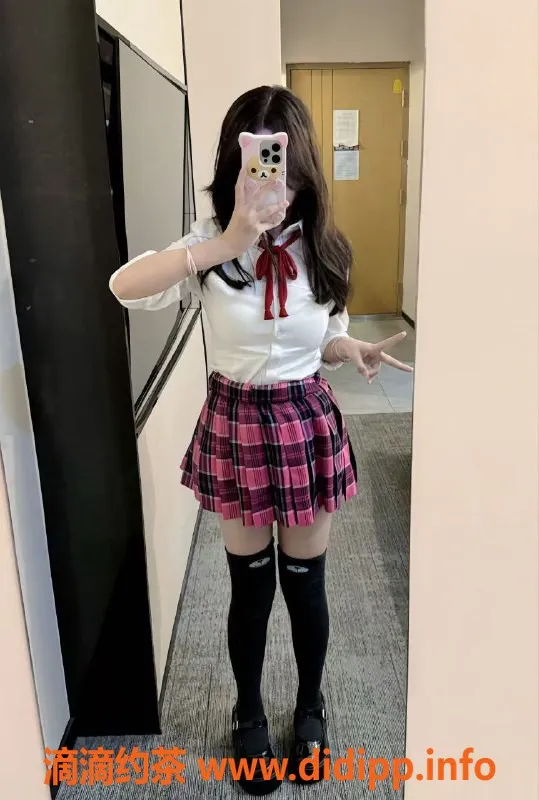 常州楼凤资源信息,常州小丸子，19岁158CM，胸围C，600P起