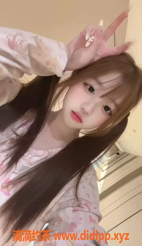 常州楼凤-常州桃子，19岁，162cm，105斤，600元起