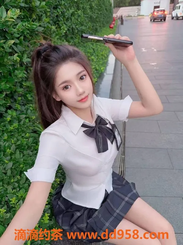 青岛楼凤-市北媛媛，24岁高挑妹子，价格亲民