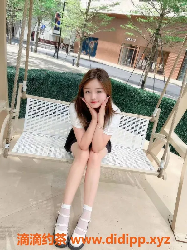 南通楼凤-崇川性感尤物ZT050，800元享受诱惑服务