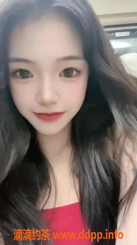 湛江楼凤-湛江丫丫，20岁B罩杯，身高165cm，47斤特惠服务