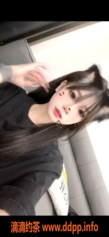 中山楼凤资源信息,石岐甜妻，18岁B罩杯，超甜服务等你体验