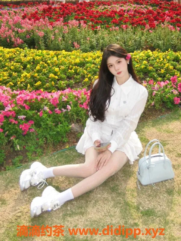 南通楼凤-诗语 165cm小巧美女 96斤纯欲体验