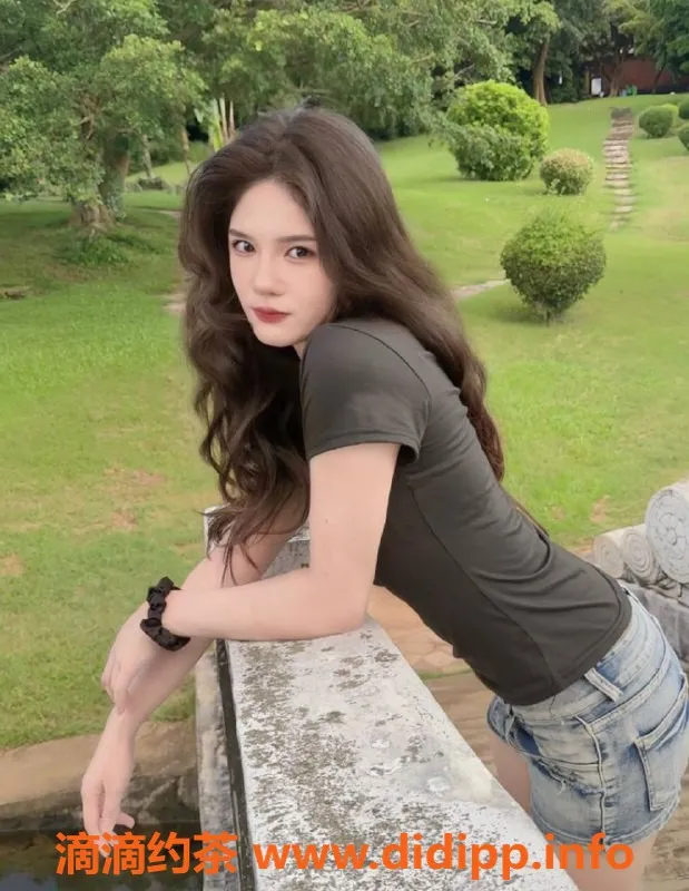 湛江楼凤-湛江小柚子 23岁160cm 45kg B+陪洗服务