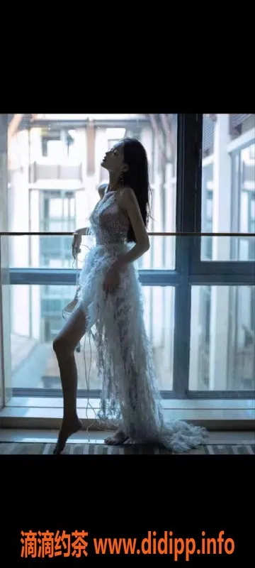 北京楼凤-北京青年路小娜娜，165cm C罩杯宝贝