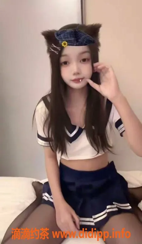 南通楼凤资源信息,万达兼职学妹，身高160，体重85，8起服务