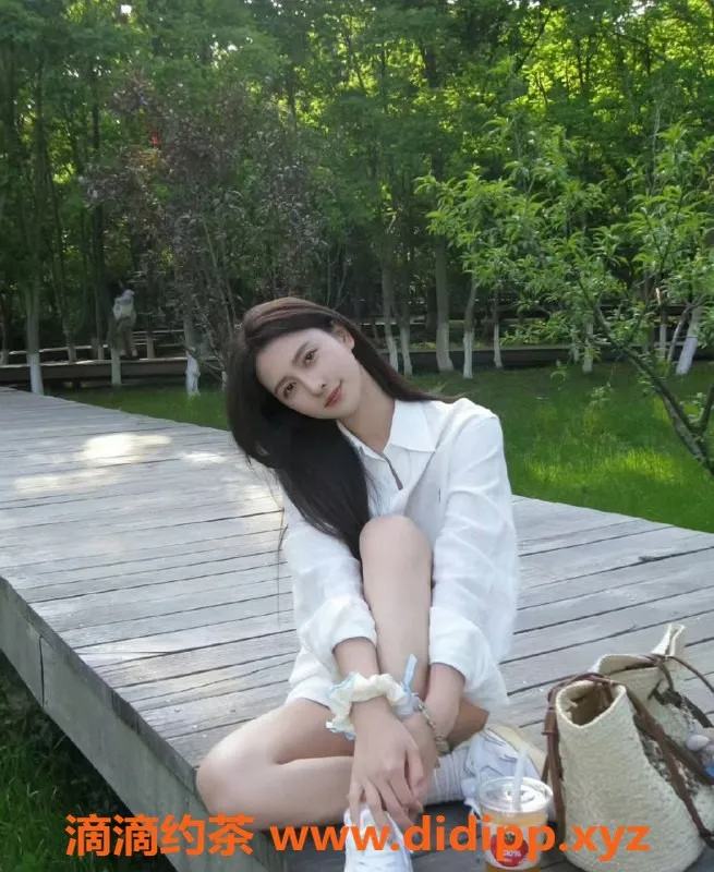 无锡楼凤-无锡奶小北，167高挑E罩杯，服务超赞！