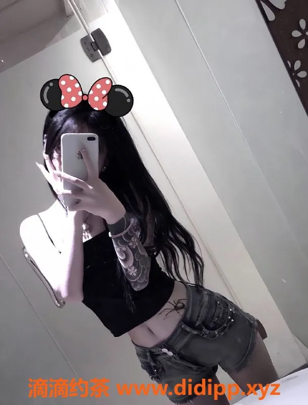 成都楼凤-成华区韩韩，身高160，85，19岁嫩妹服务