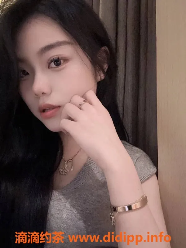 温州上门服务资源信息,瓯海大长腿妹子上门服务，包夜只需4k