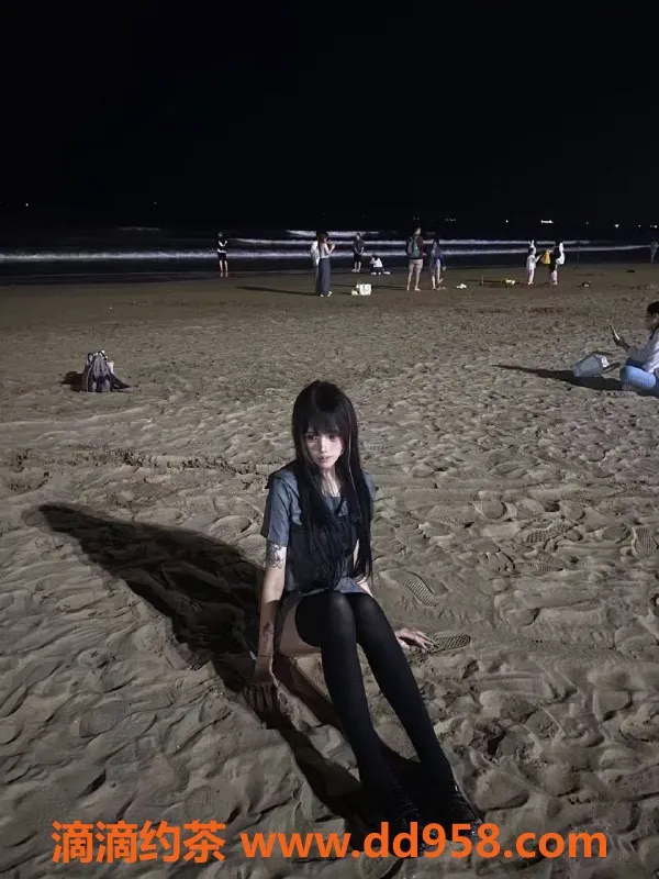 青岛上门服务-青岛馨馨 18岁青春女神 10张起