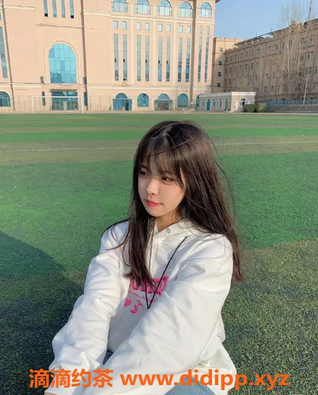 南通楼凤-新疆艺术生西施，173高挑皮肤白，800元仅外