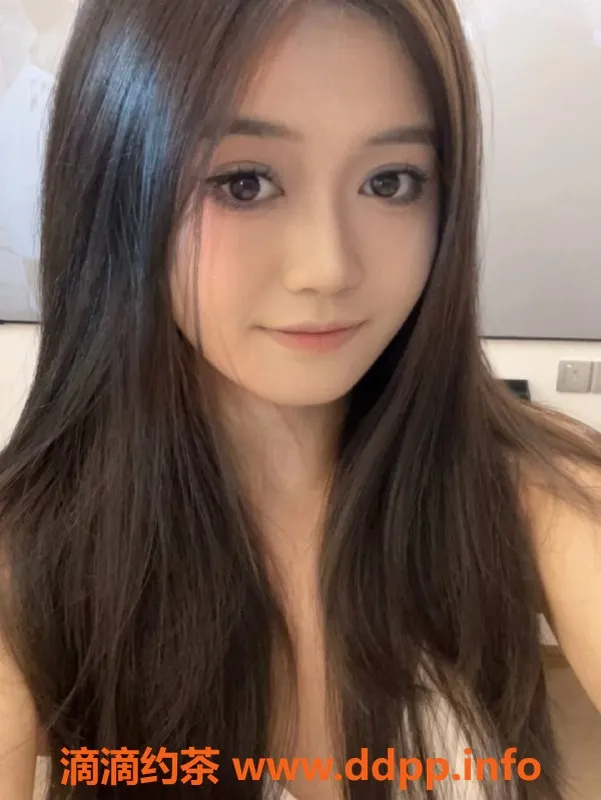 惠州楼凤资源信息,大亚湾霖霖，21岁制服丝袜服务，166cm，100斤，550元