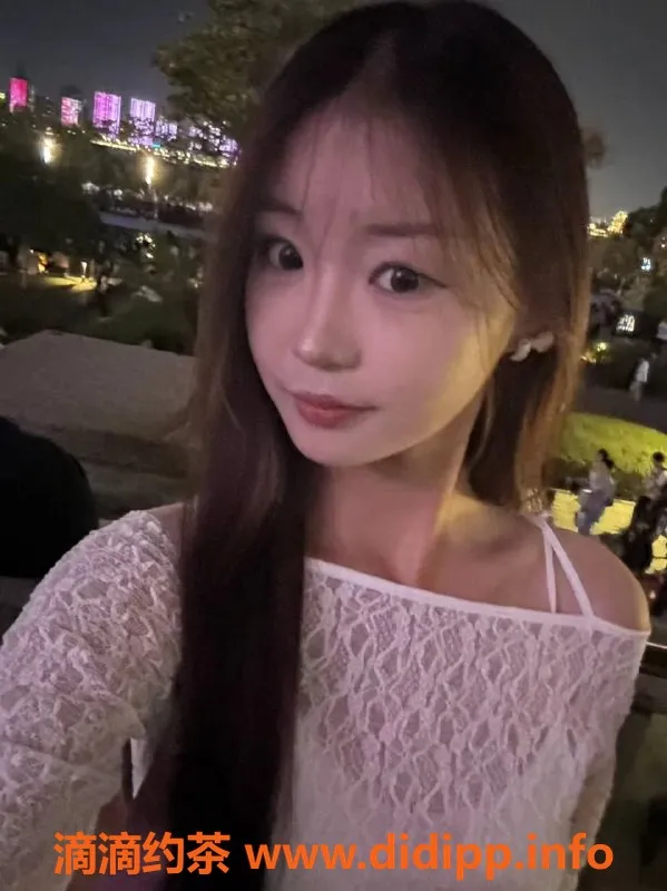 常州楼凤资源信息,常州小白，20岁，163高，88斤，600起