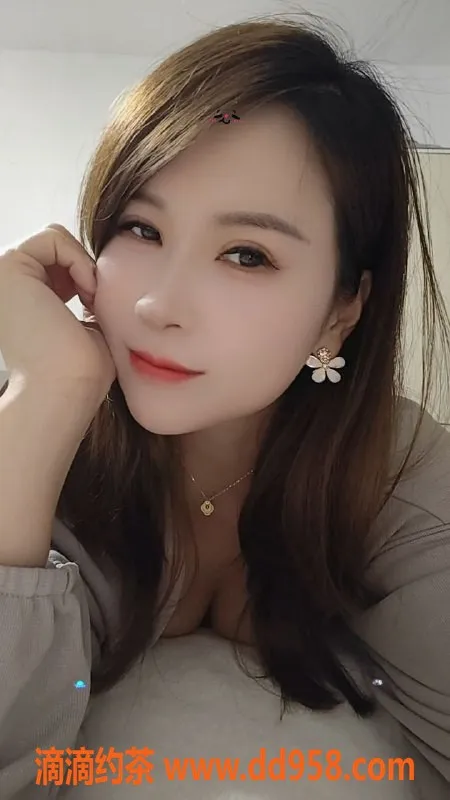 惠州楼凤-惠城区21岁柒柒，B+罩杯只需700/p