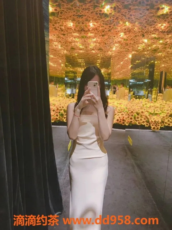 常州楼凤-常州一宁，23岁167身高，胸围C，800元起