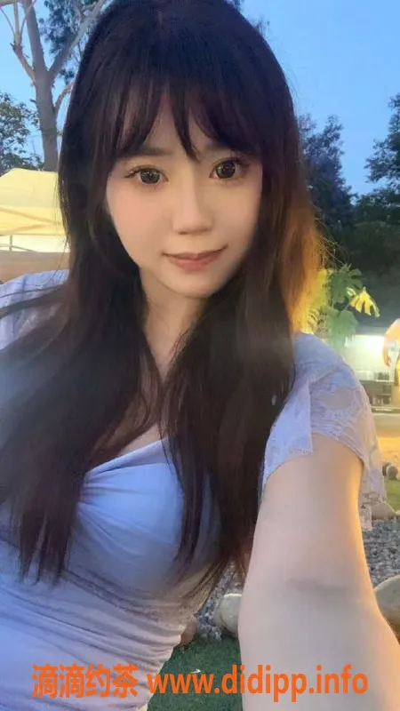 常州楼凤-常州七七，20岁，身高162，800P起