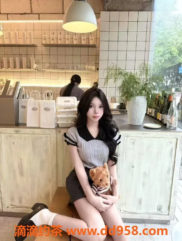 常州楼凤资源信息,常州清雪，19岁162CM，800元超值体验