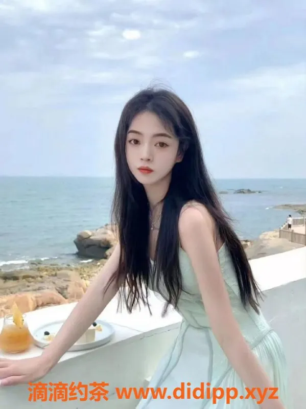 常州楼凤资源信息,常州沐子21岁162cm C罩杯 高颜值服务