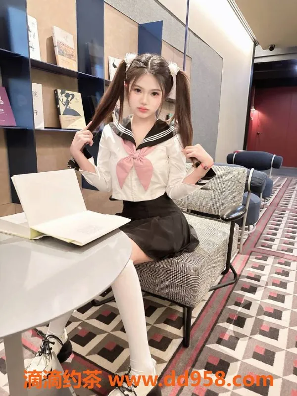 青岛楼凤-青涩萝莉苏苏：19岁165cm，92斤魅力四射