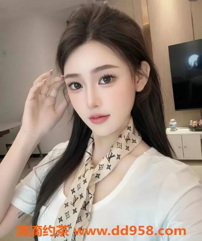 无锡楼凤-无锡周小宝 168cm C杯 1100元起受欢迎