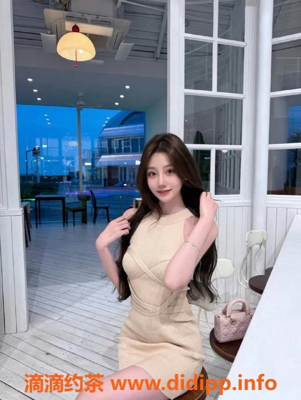 温州楼凤-温州米粉，170cm C罩杯女孩，51斤超紧身材