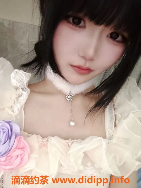 常州楼凤-常州小柔：20岁163cm，90斤C杯，800元服务